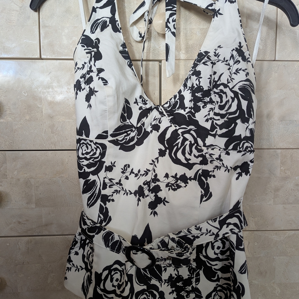 White House Black Market Black and White Floral Blouse